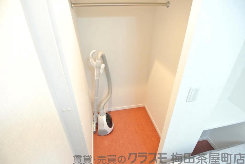 13/30 収納