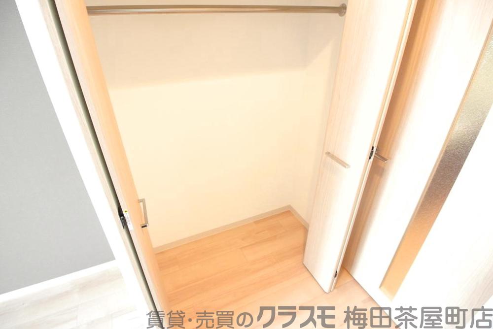 13/30 収納