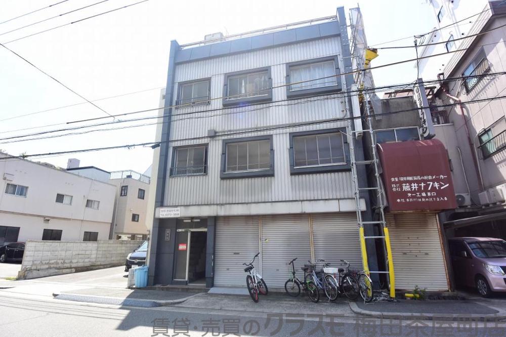 2/30 外観