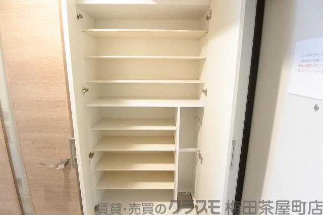 18/30 収納