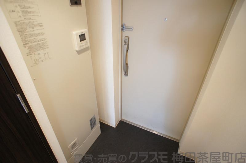 13/30 玄関