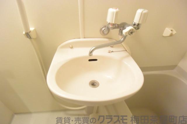 19/30 洗面