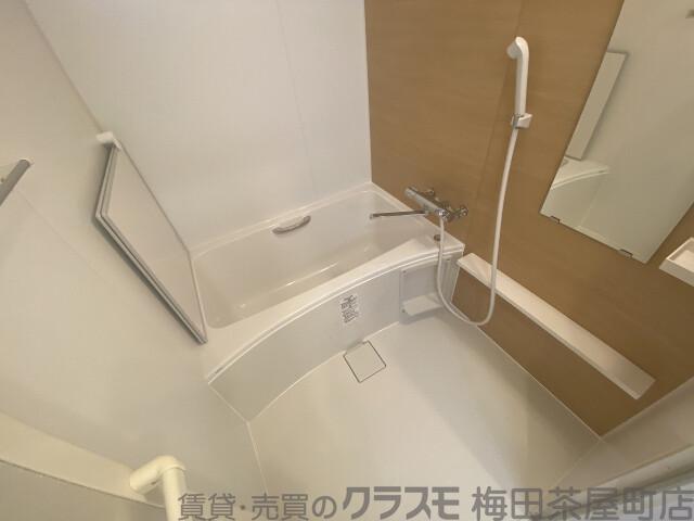 18/30 浴室