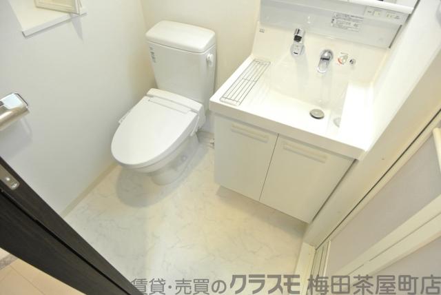 17/30 洗面