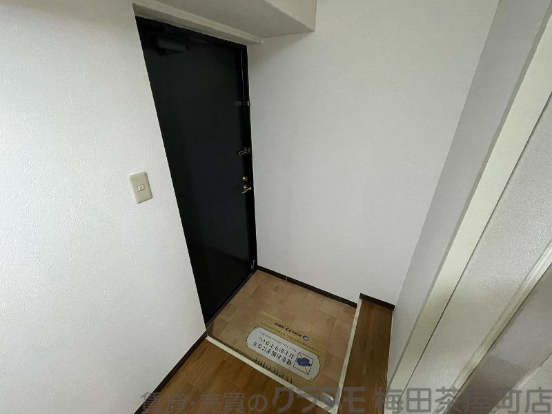14/30 玄関