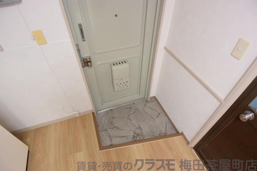 14/30 玄関