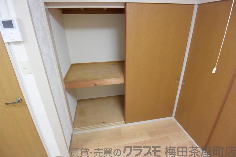 13/30 収納