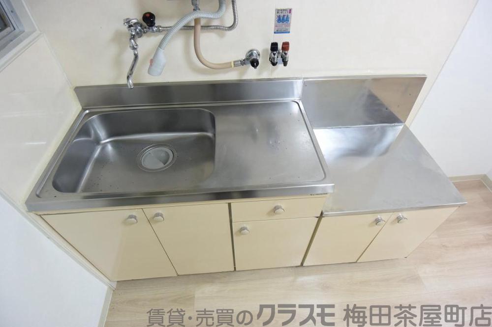 16/30 キッチン