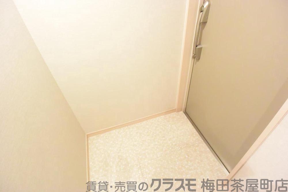 14/30 玄関