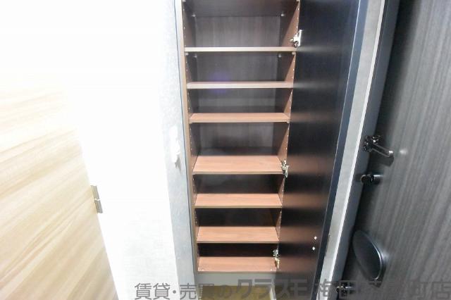 13/30 収納