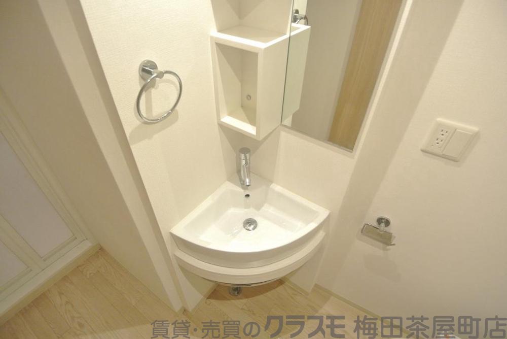 22/30 洗面