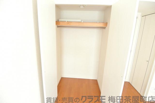 13/30 収納