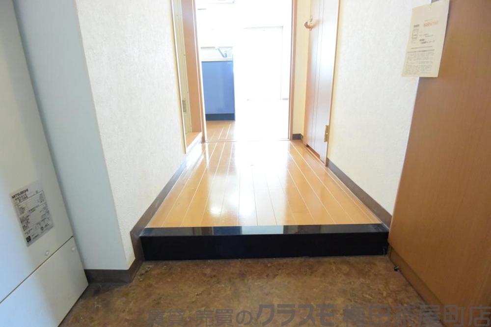 14/30 玄関