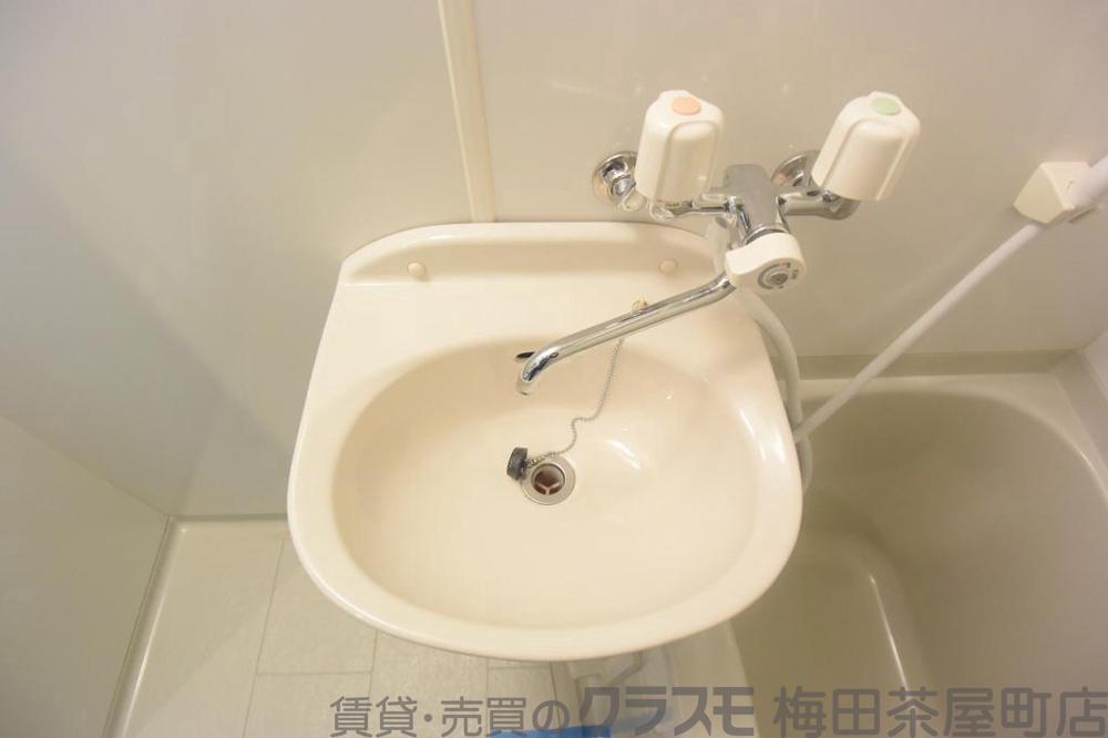 19/30 洗面