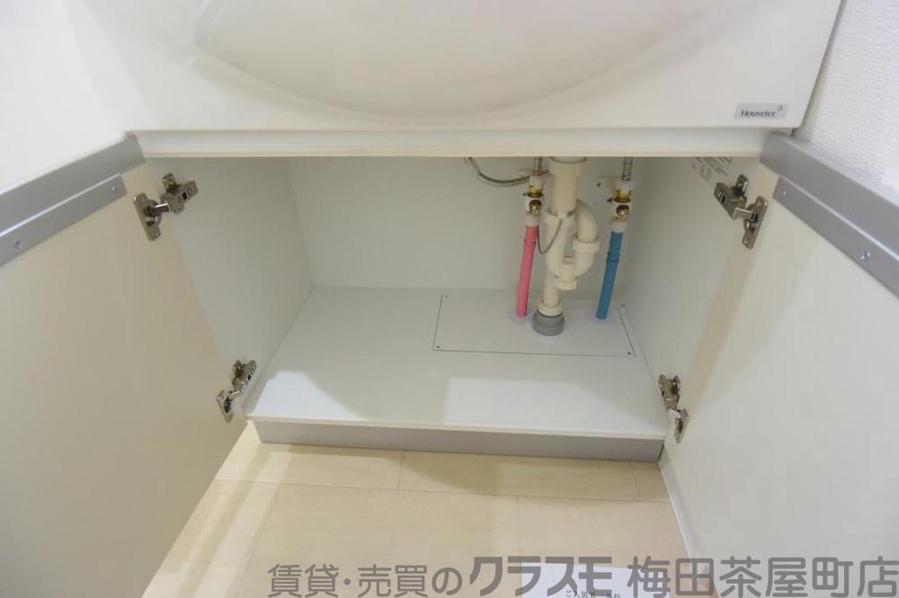 13/30 室内