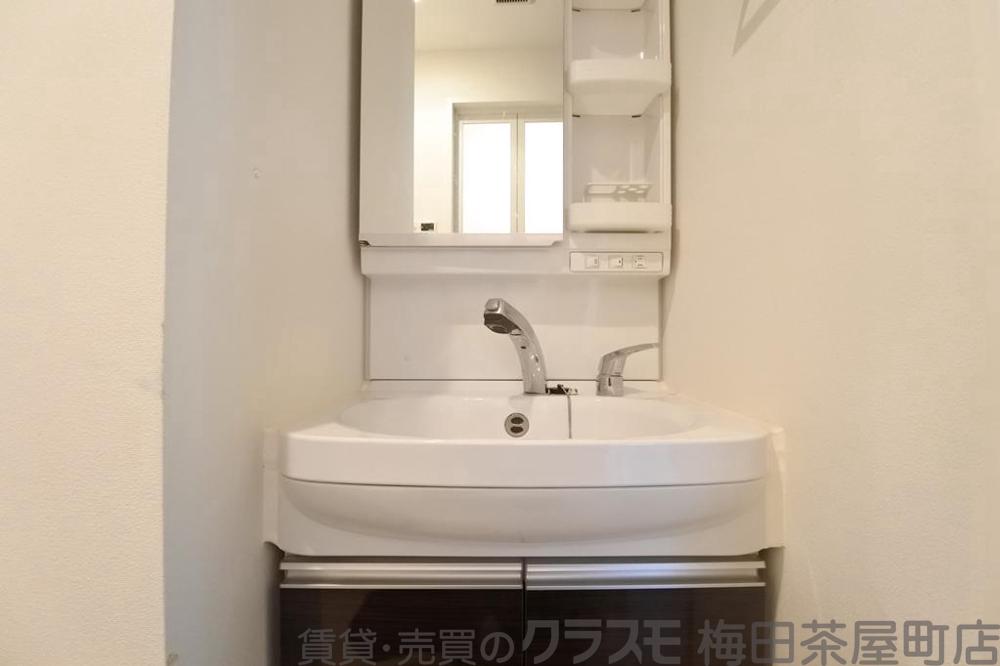 20/30 洗面