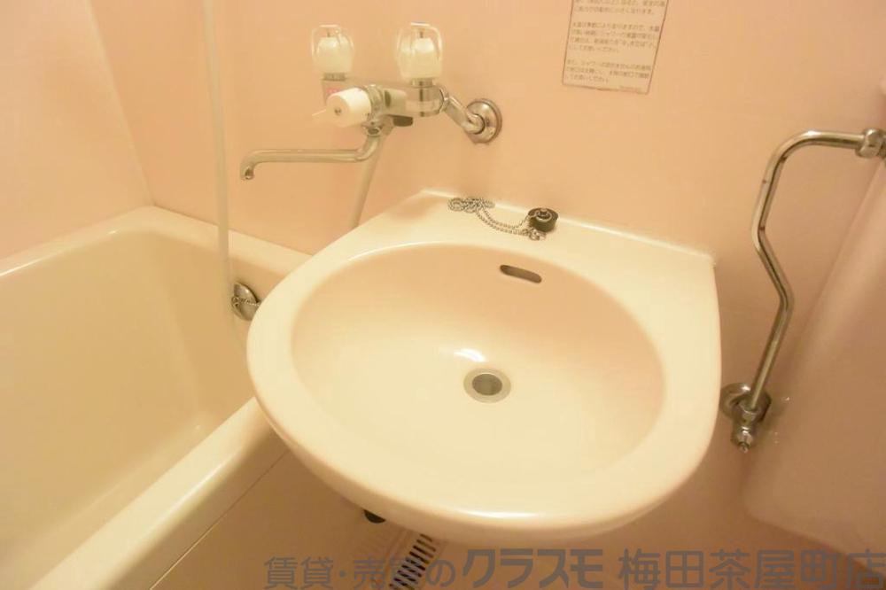 19/30 洗面