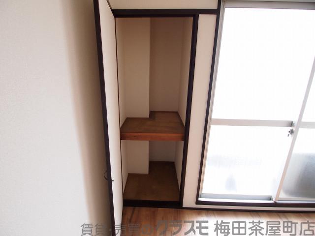 13/30 収納
