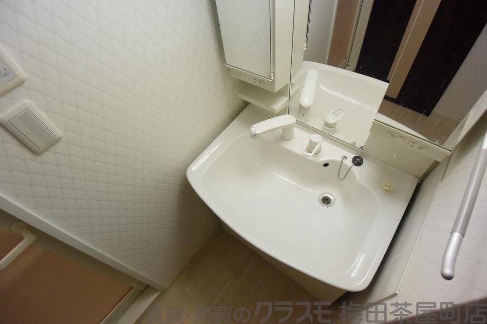 22/30 洗面
