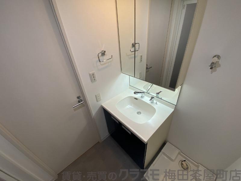 21/30 洗面