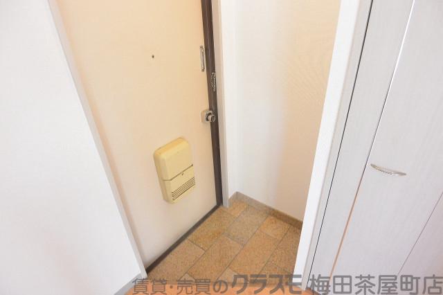 13/30 玄関