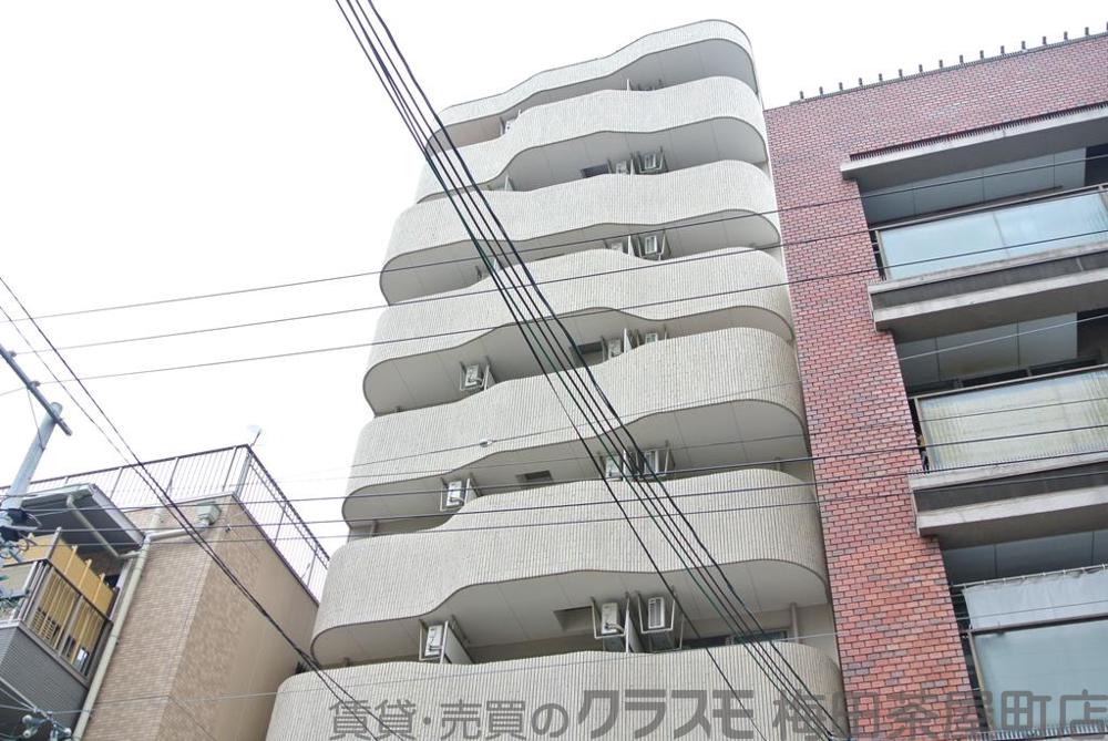 2/30 外観