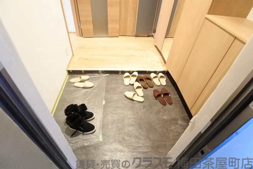 14/30 玄関