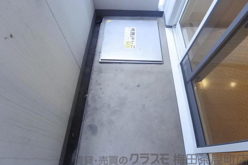 21/30 バルコニー