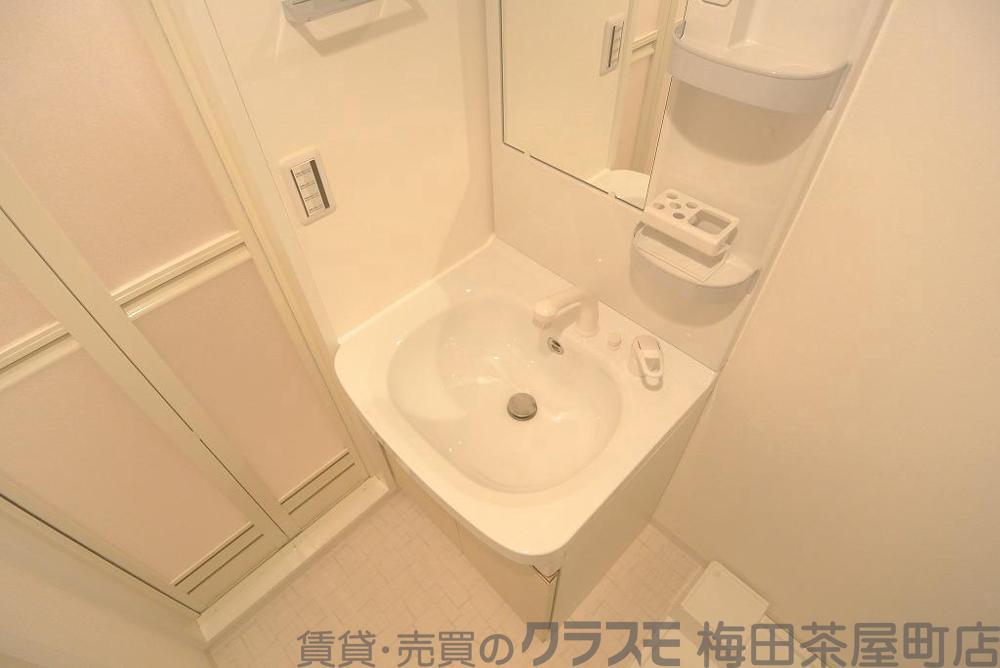 20/30 洗面