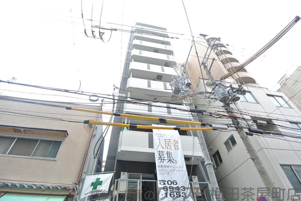 2/30 外観