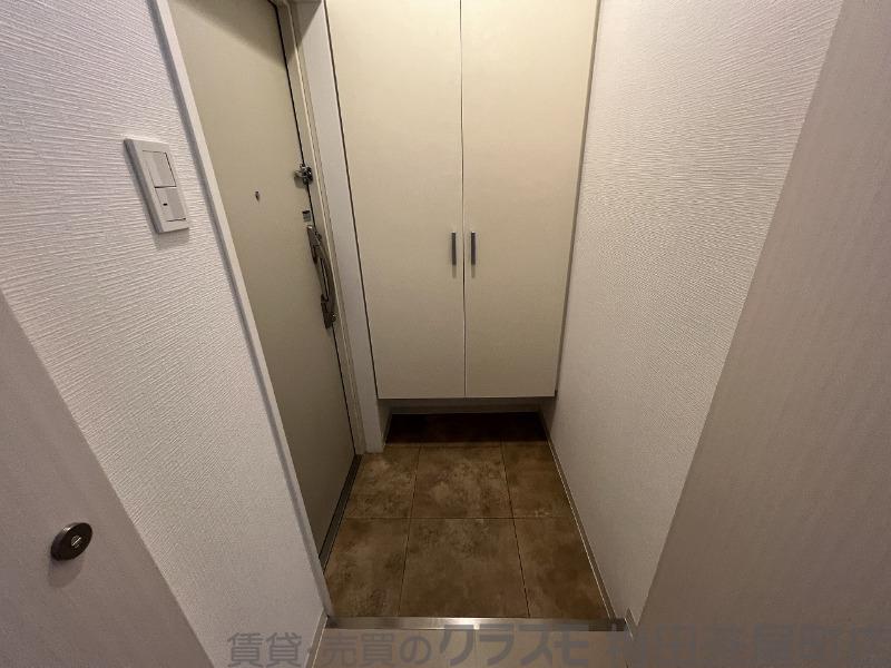14/30 玄関