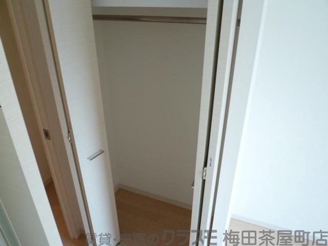 13/30 収納