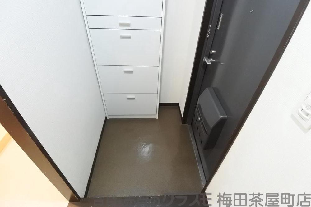 14/30 玄関