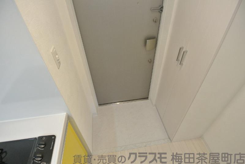 18/30 玄関