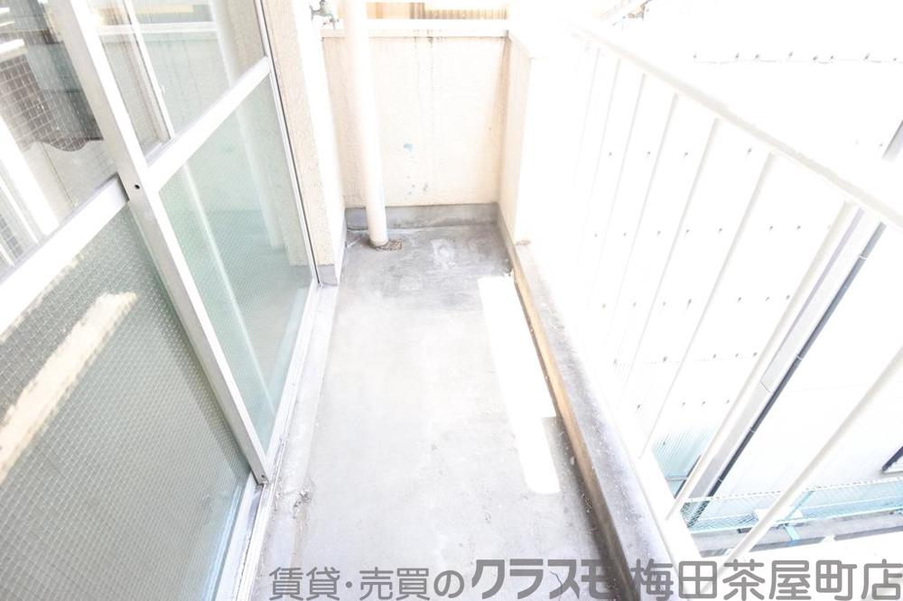 21/30 バルコニー