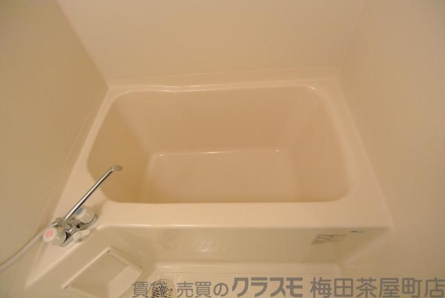 17/30 浴室