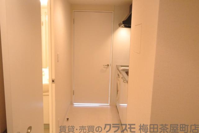 14/30 玄関