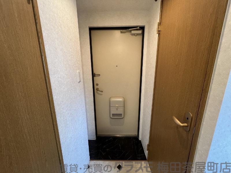 14/30 玄関