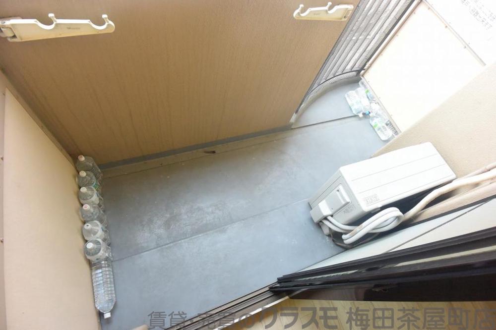 21/30 バルコニー