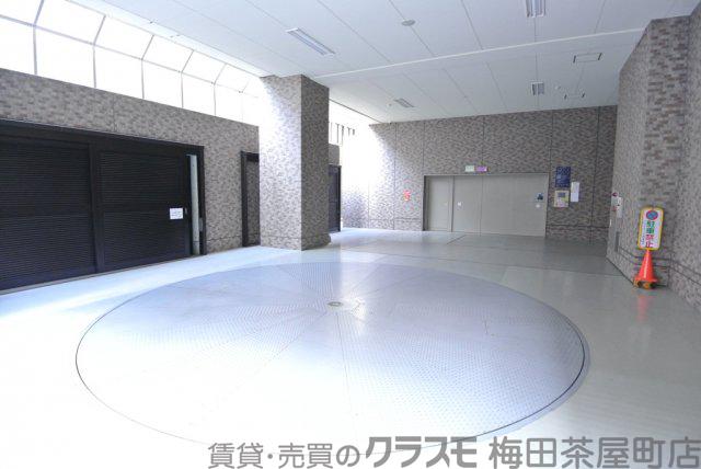 2/5 エントランス