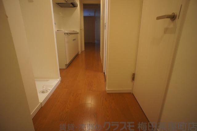 14/30 玄関