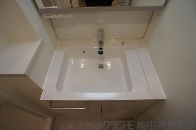 19/30 洗面