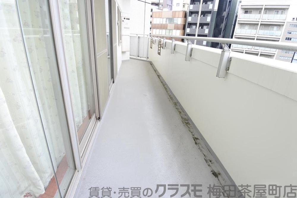 21/30 バルコニー