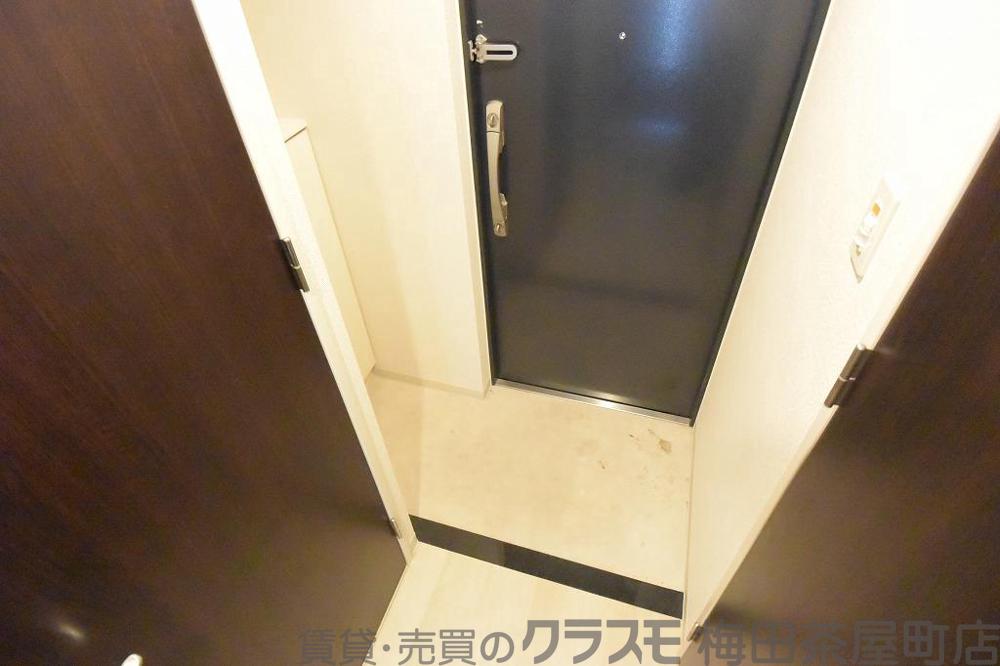 20/30 玄関