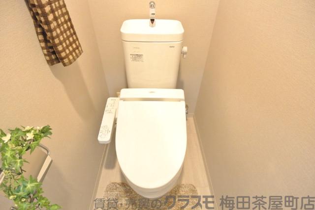 20/30 トイレ