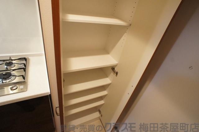 13/30 収納
