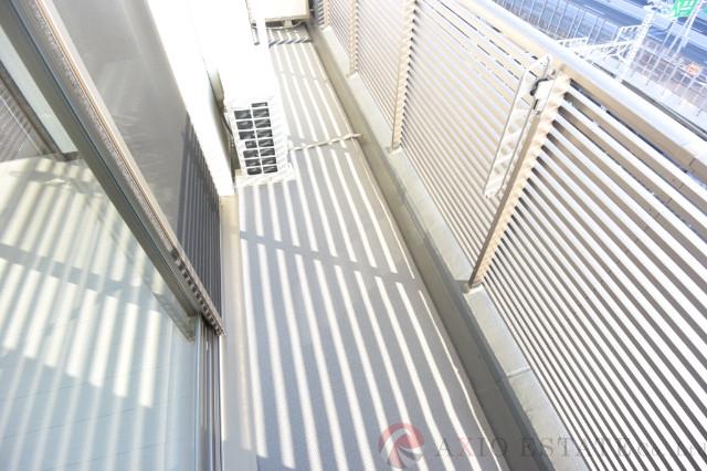 25/30 バルコニー