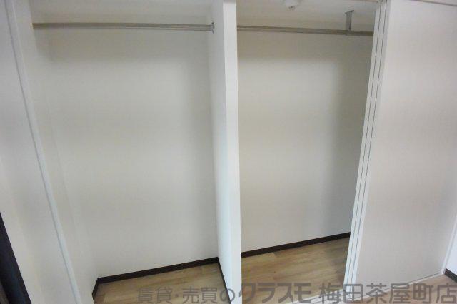 13/30 収納