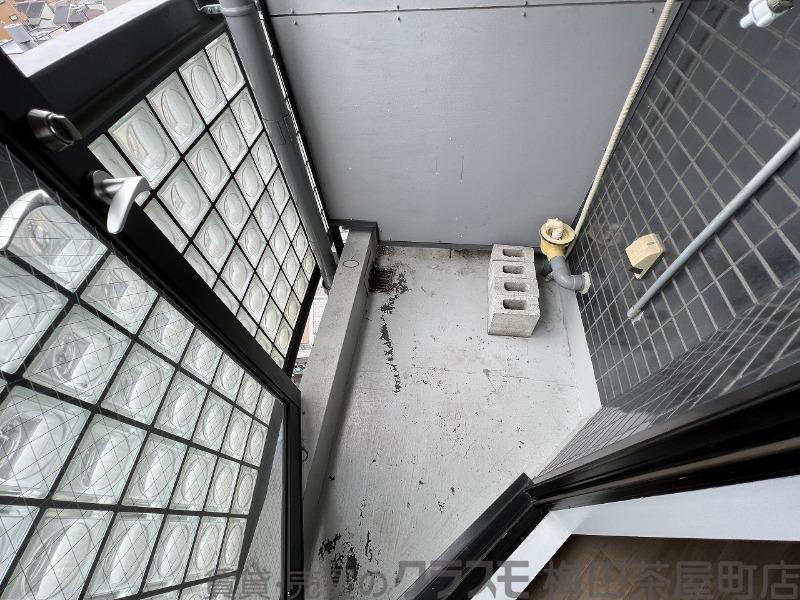 21/30 バルコニー