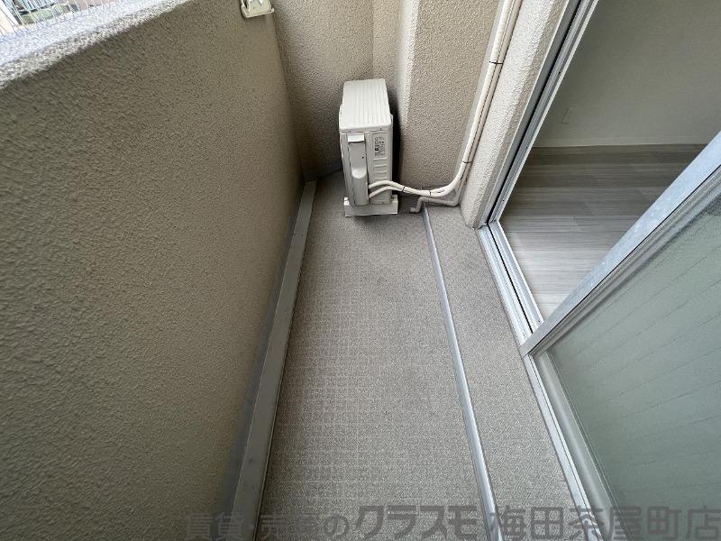 21/30 バルコニー